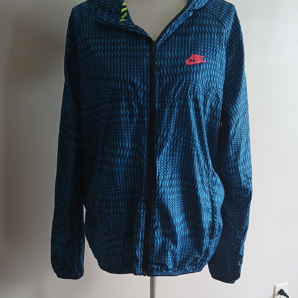 Nike Blue and Black Patterned Jacket with Pink Logo